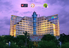 Отель Hotel Ciputra Semarang managed by Swiss-Belhotel International  Семаранг